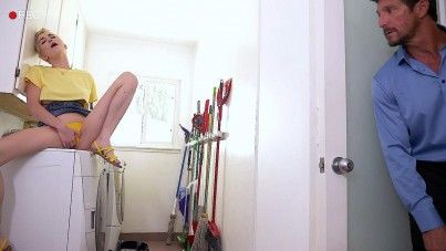 SpyFam-Hidden Cam To Shoot Porn With My Stepdaughter-HQPORNERO.COM