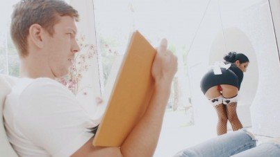 Brazzers-Deeper In The Housekeeper-HQPORNERO.COM