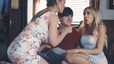 Mommys Boy-Share With Your Stepbrother!-HQPORNERO.COM