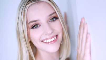 Amateur Allure-a Cute Retail Associate that Gives All the Extras-HQPORNERO.COM